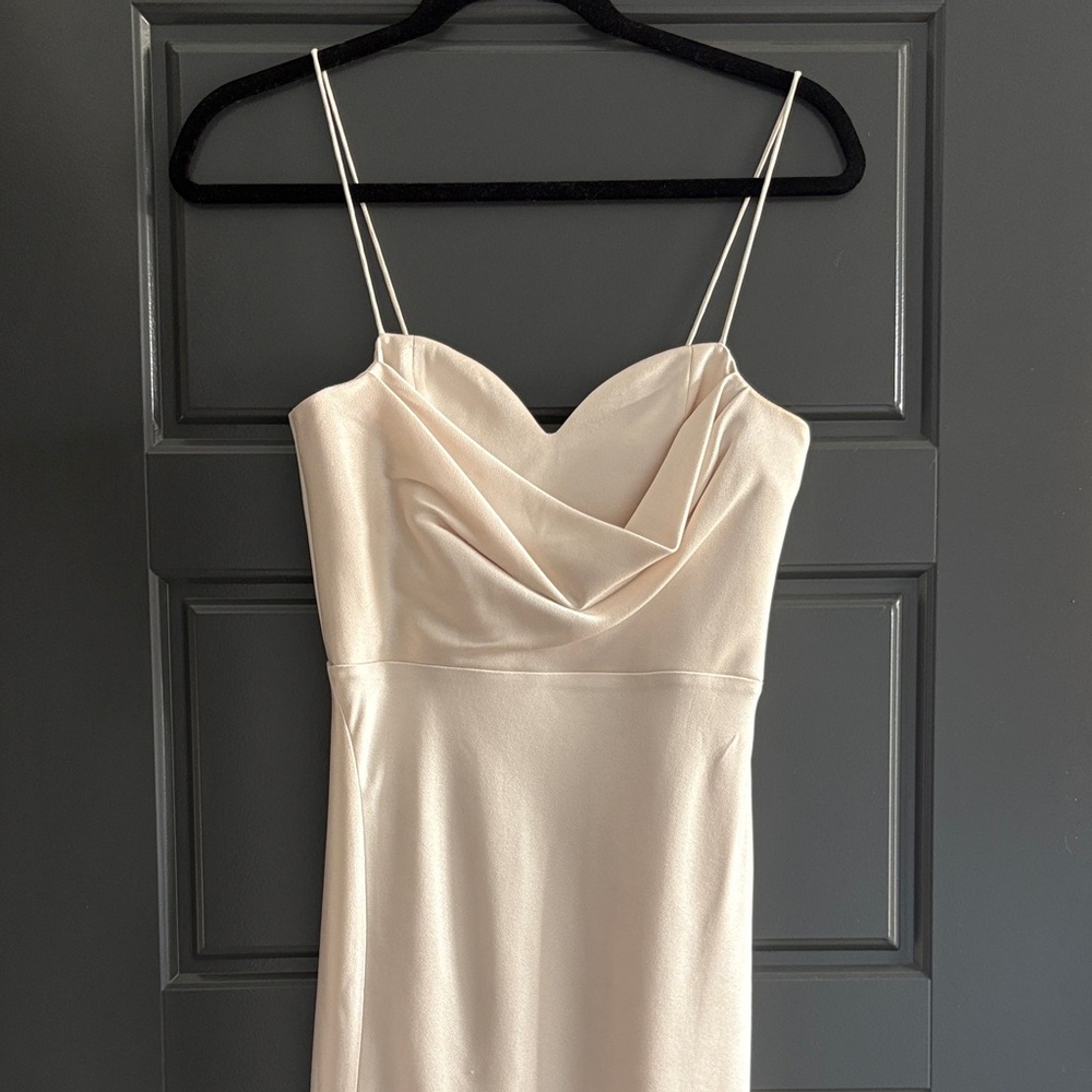 Alice + Olivia Cream Midi Spaghetti Strap Dress